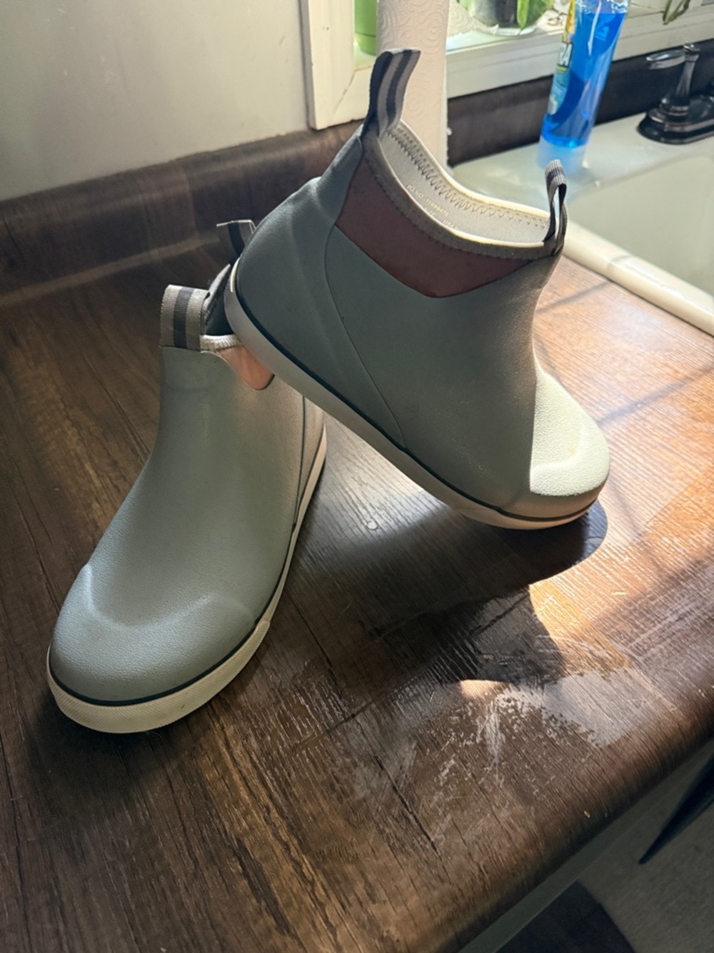 Bass Pro Shops Light Gray and Brown Waterproof Slip-On Rain Boots